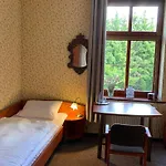 I Restauracja Castle 3*