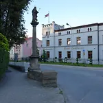 I Restauracja Castle 3*