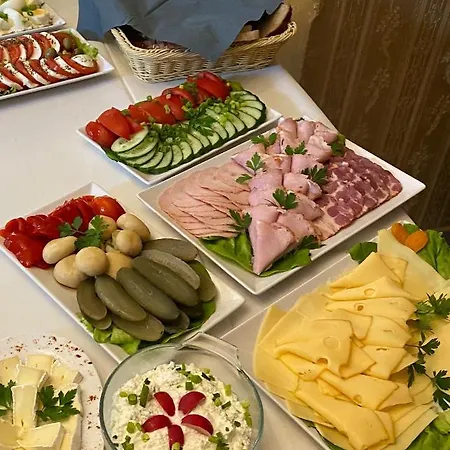 I Restauracja Castle Hotel 3*