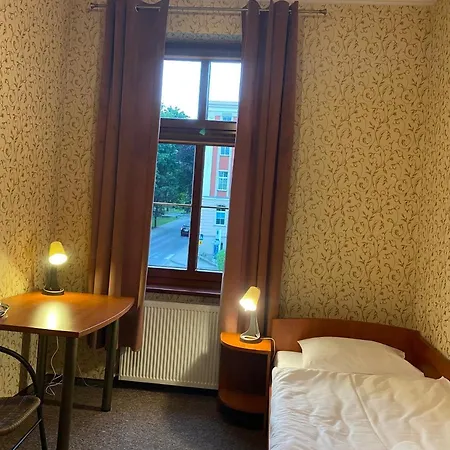 I Restauracja Castle 3*