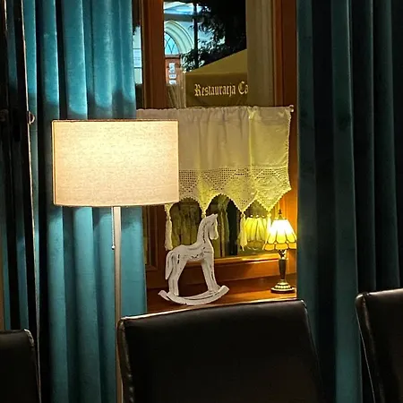 Hotel I Restauracja Castle 3*