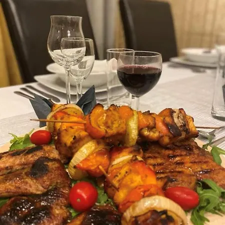 I Restauracja Castle Hotel 3*