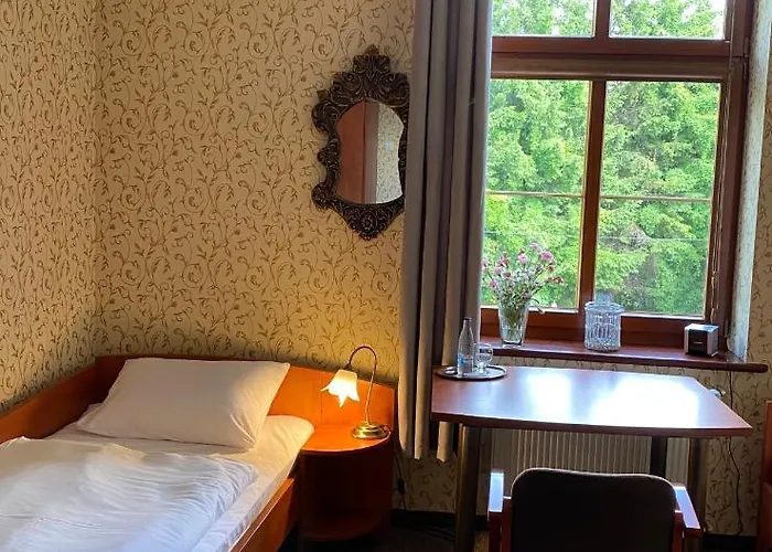 I Restauracja Castle 3*