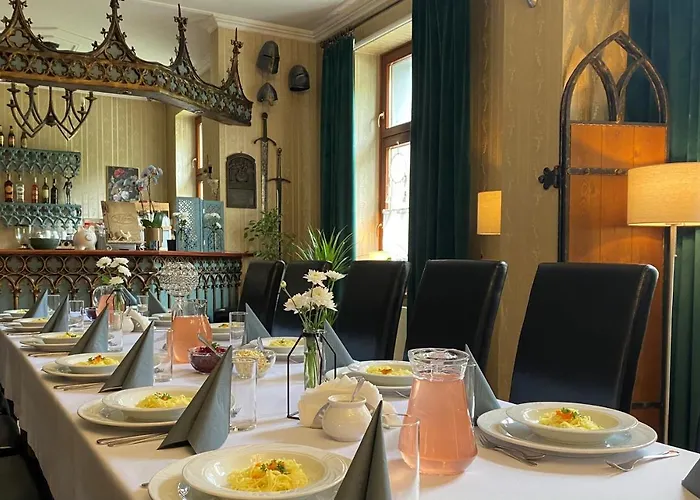 I Restauracja Castle 3* Bystrzyca Kłodzka