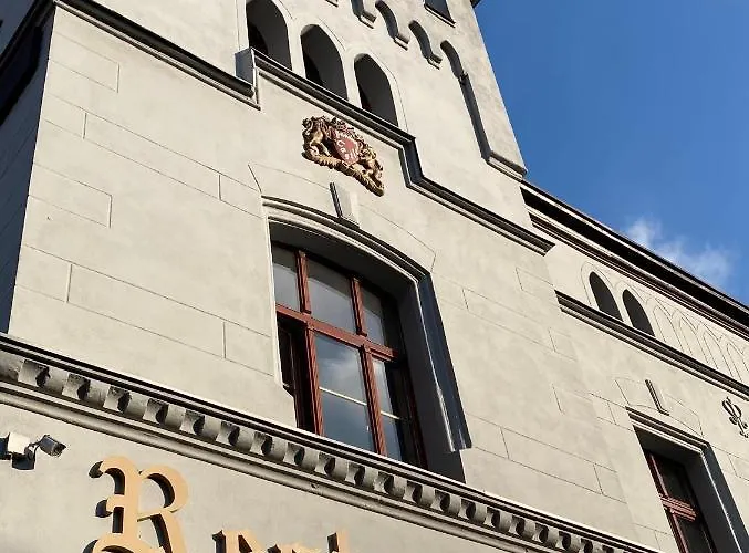 I Restauracja Castle 3*