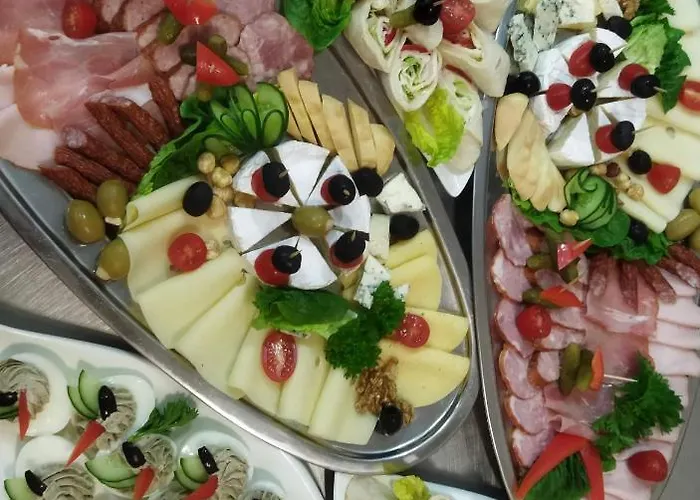 I Restauracja Castle 3*